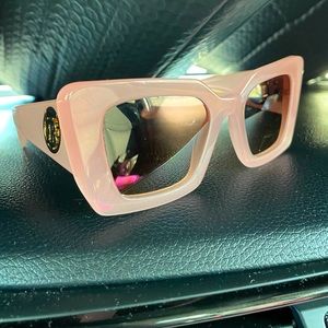 Burberry sunglasses